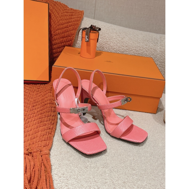 H**mes sandals